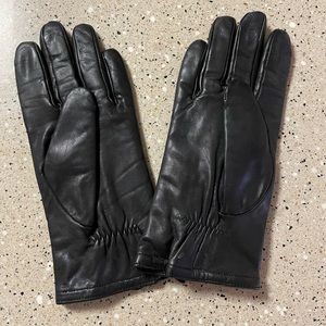 Leather thinsulate gloves NWOT
